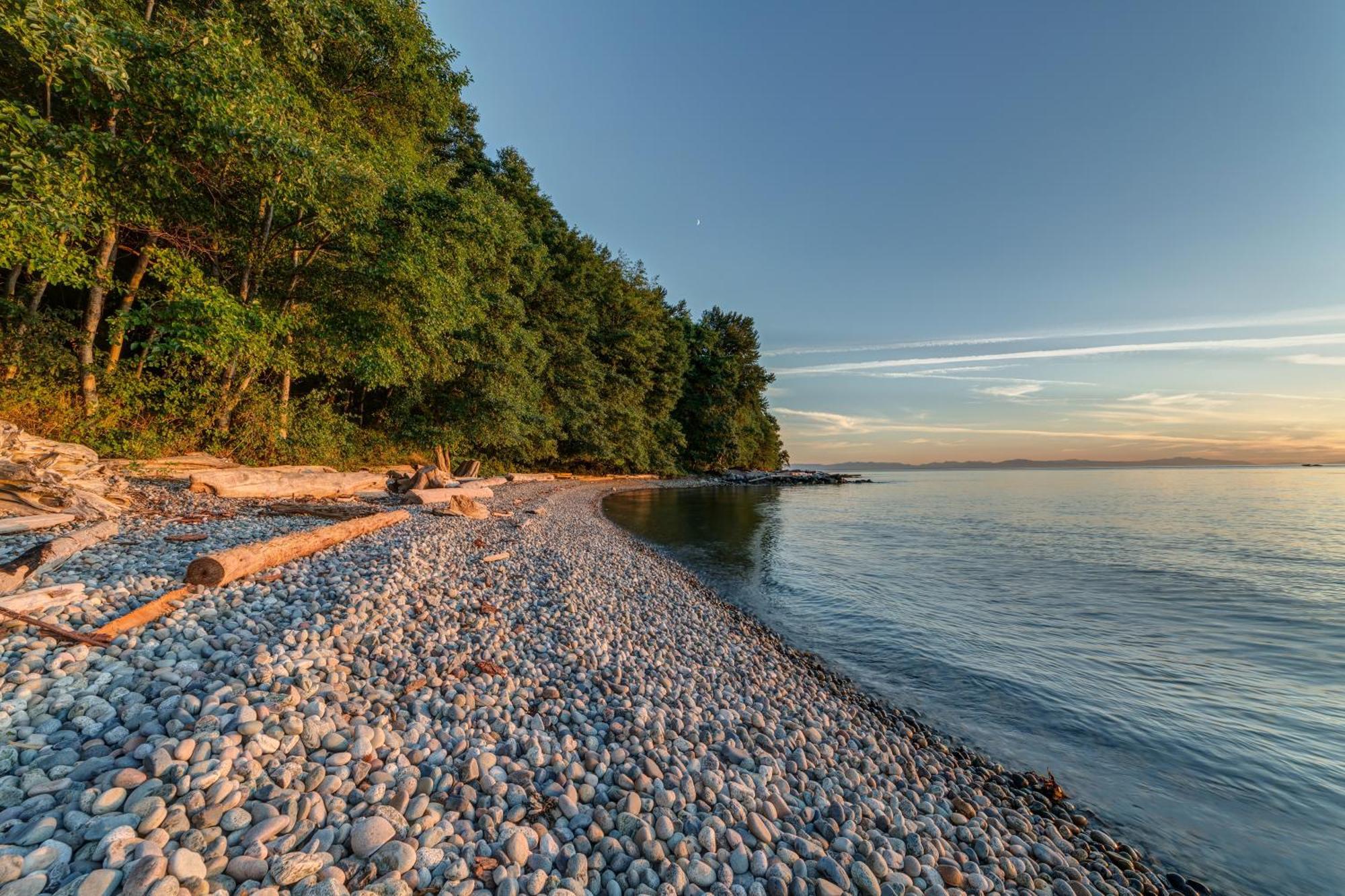 Pacific Spirit Hostel แวนคูเวอร์ ภายนอก รูปภาพ