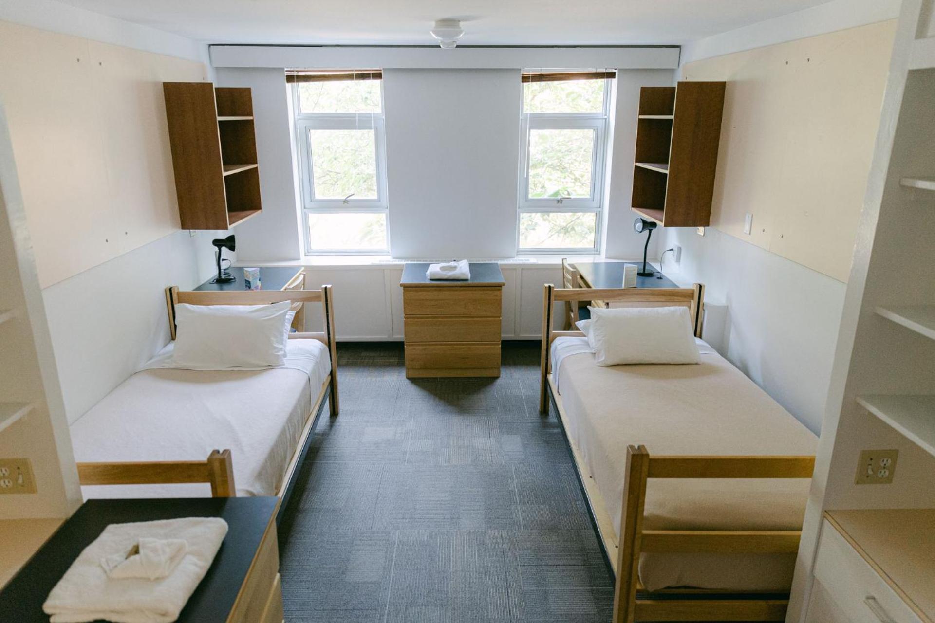 Pacific Spirit Hostel แวนคูเวอร์ ภายนอก รูปภาพ