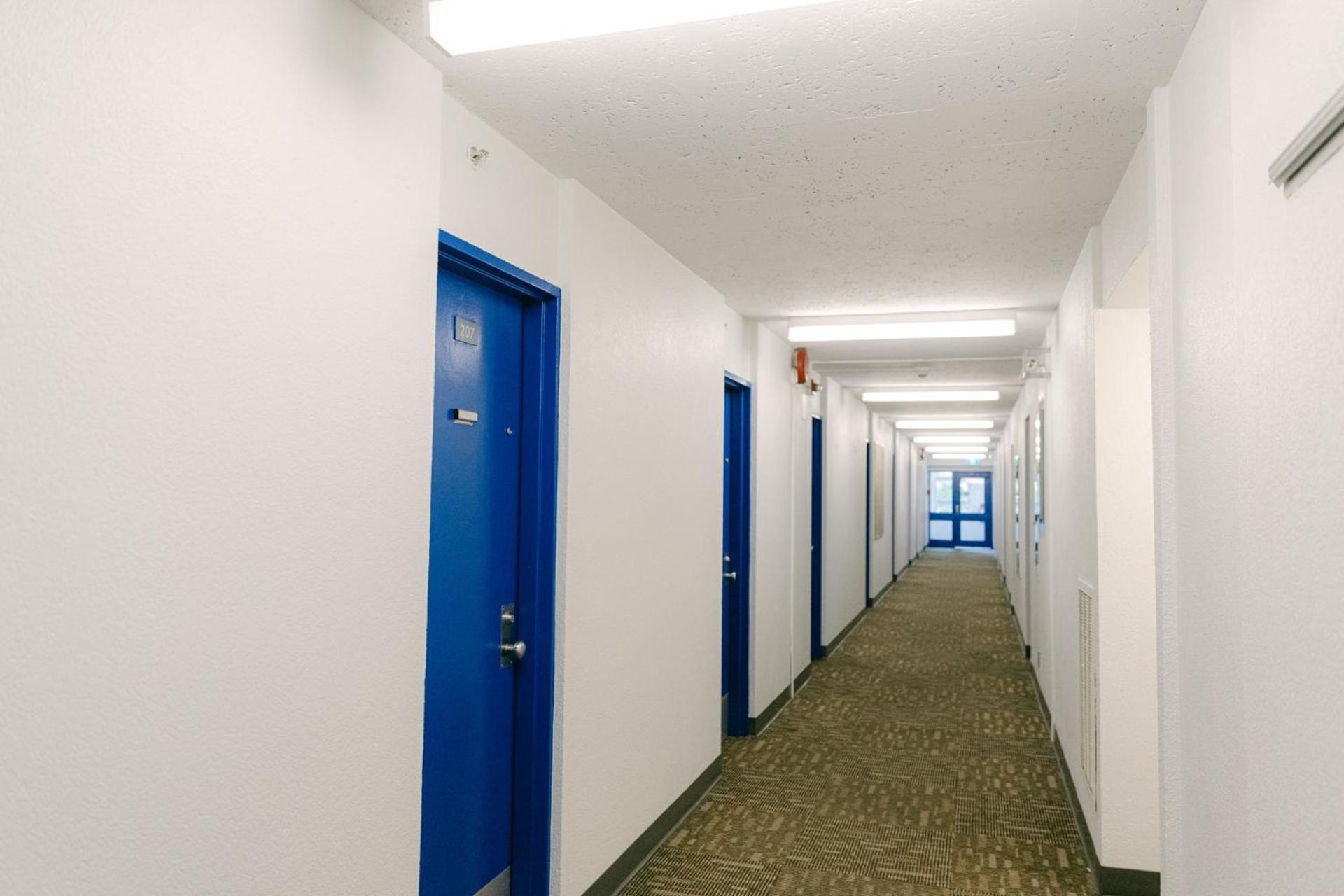Pacific Spirit Hostel แวนคูเวอร์ ภายนอก รูปภาพ